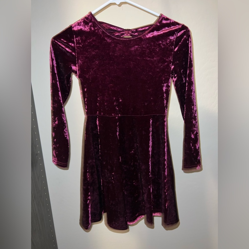 Children’s place red velvet dress size 7/8